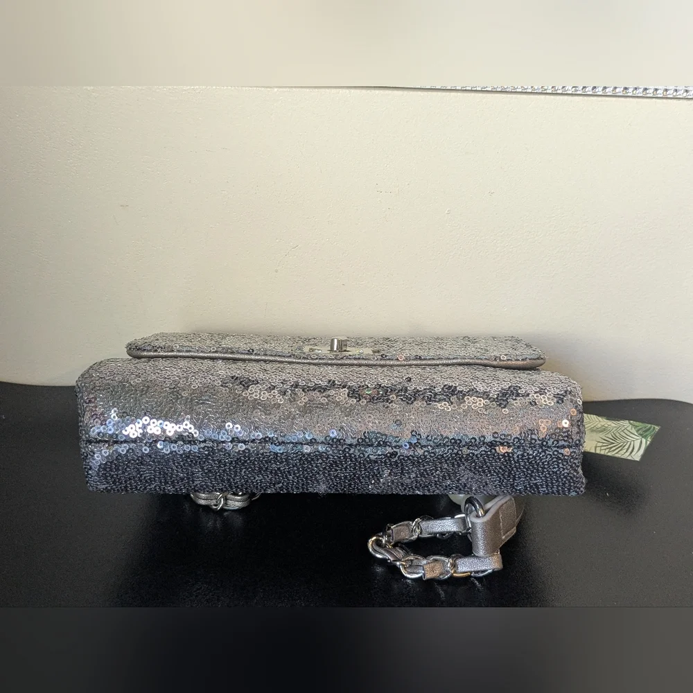 Badgley Mischka NWT  Sequin Message Pearl Strap Crossbody FREE PURSE PILLOW - Picture 8 of 9